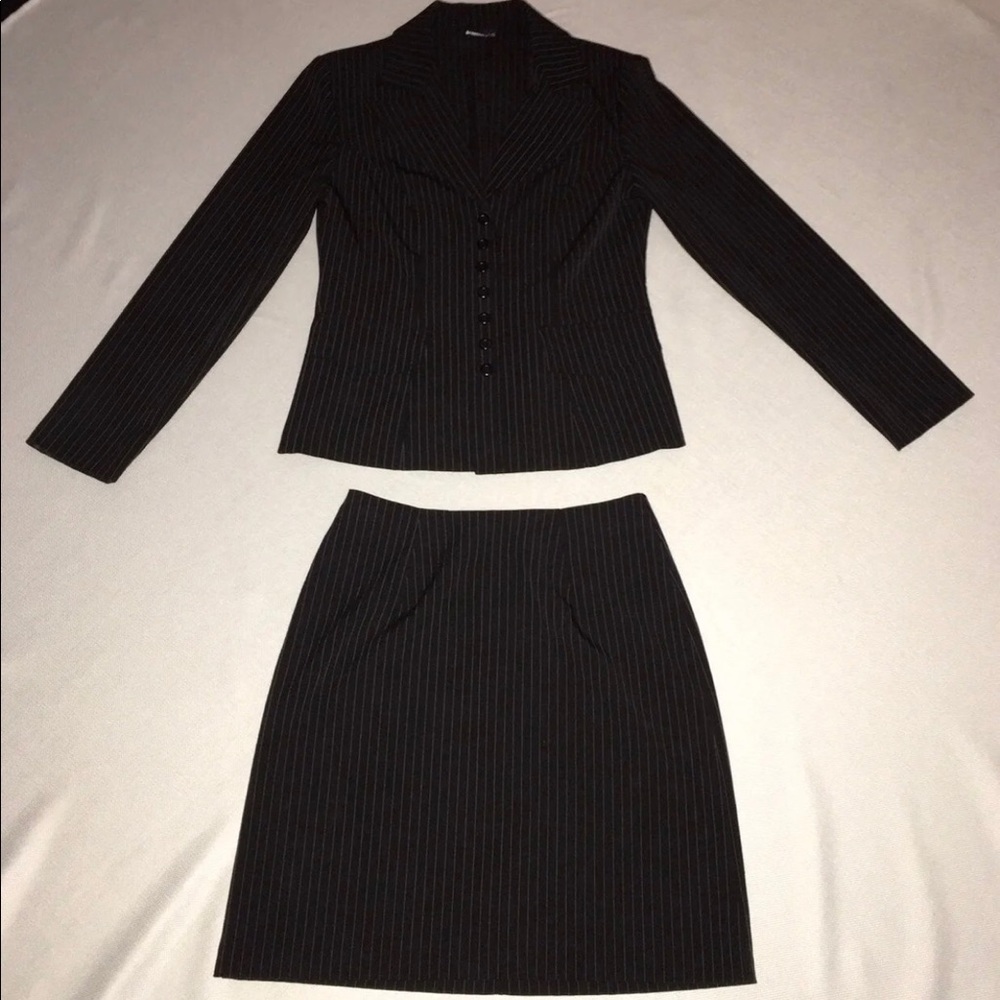 Donutz Skirt Dress Suite Size 3